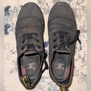Dr. Martens Women’s Size 7 Black Laced Sneakers